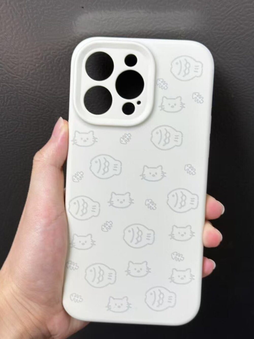Cute Cat & Fish Cream Silicone Case